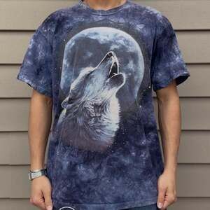 Vintage The Mountain Howling Wolf Moon Tie Dye T-Shirt Size XL